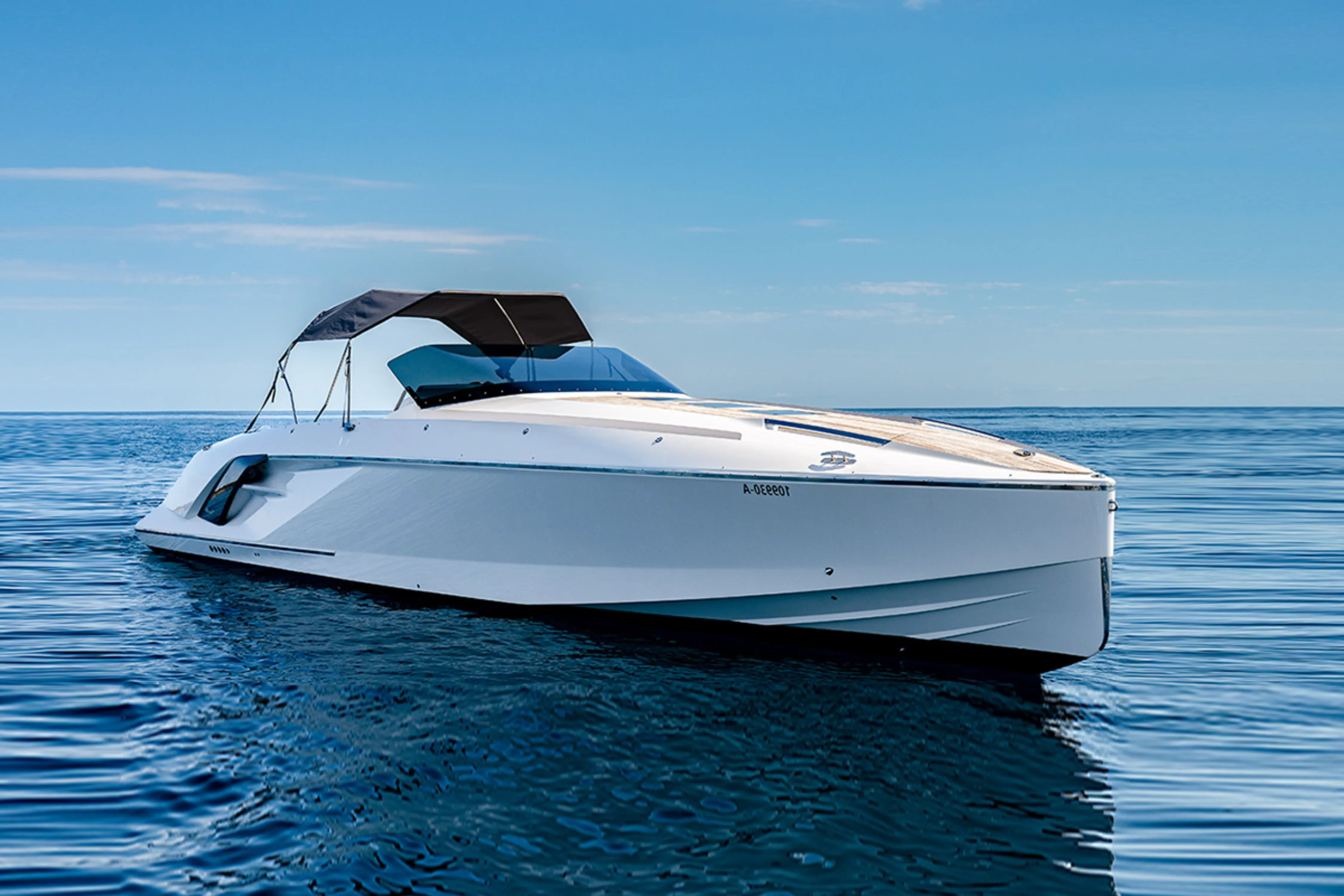 Explore Palma de Mallorca on a 13.9m Rental Motor Yacht