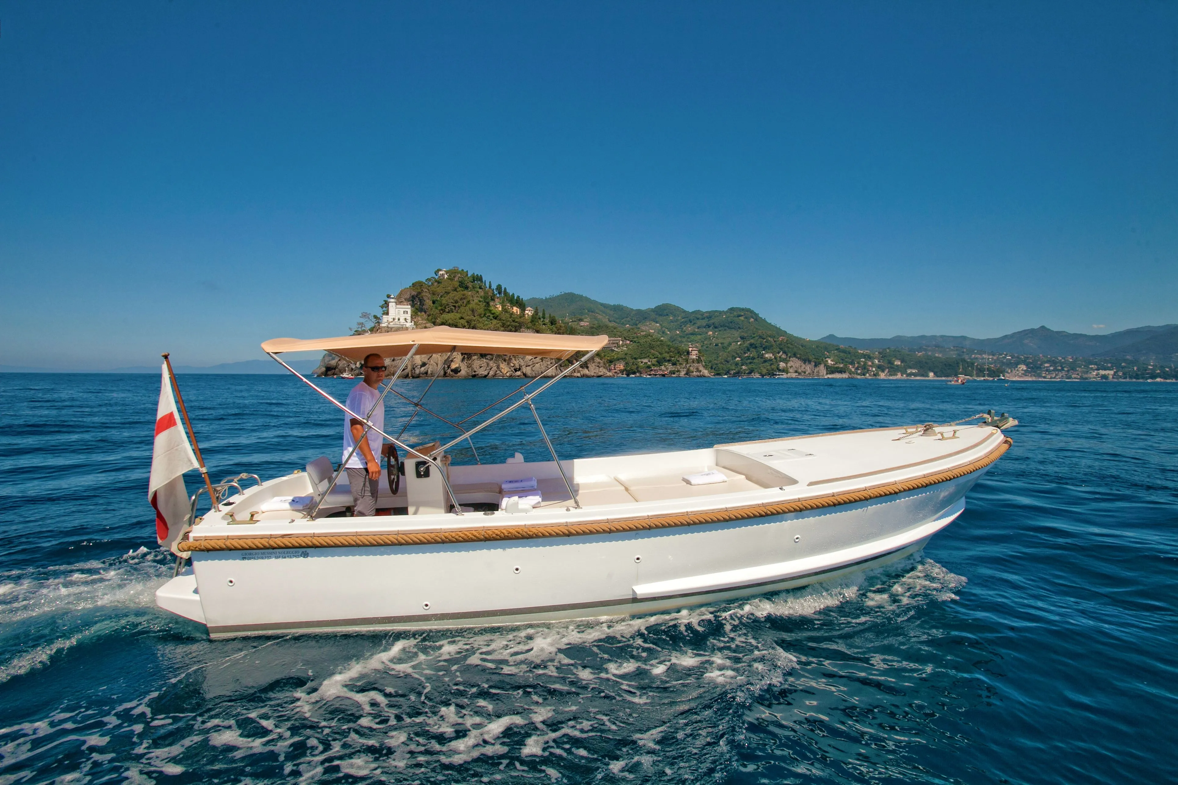 Eccomi Qua Charter Boat
