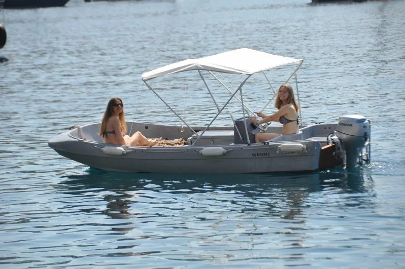 Rent a 4.5m Boat in Beaulieu-sur-Mer