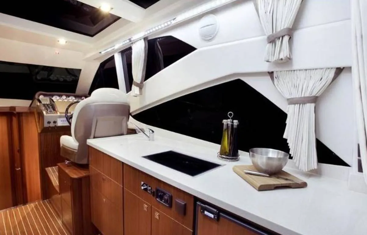 Mola Htc Charter Boat