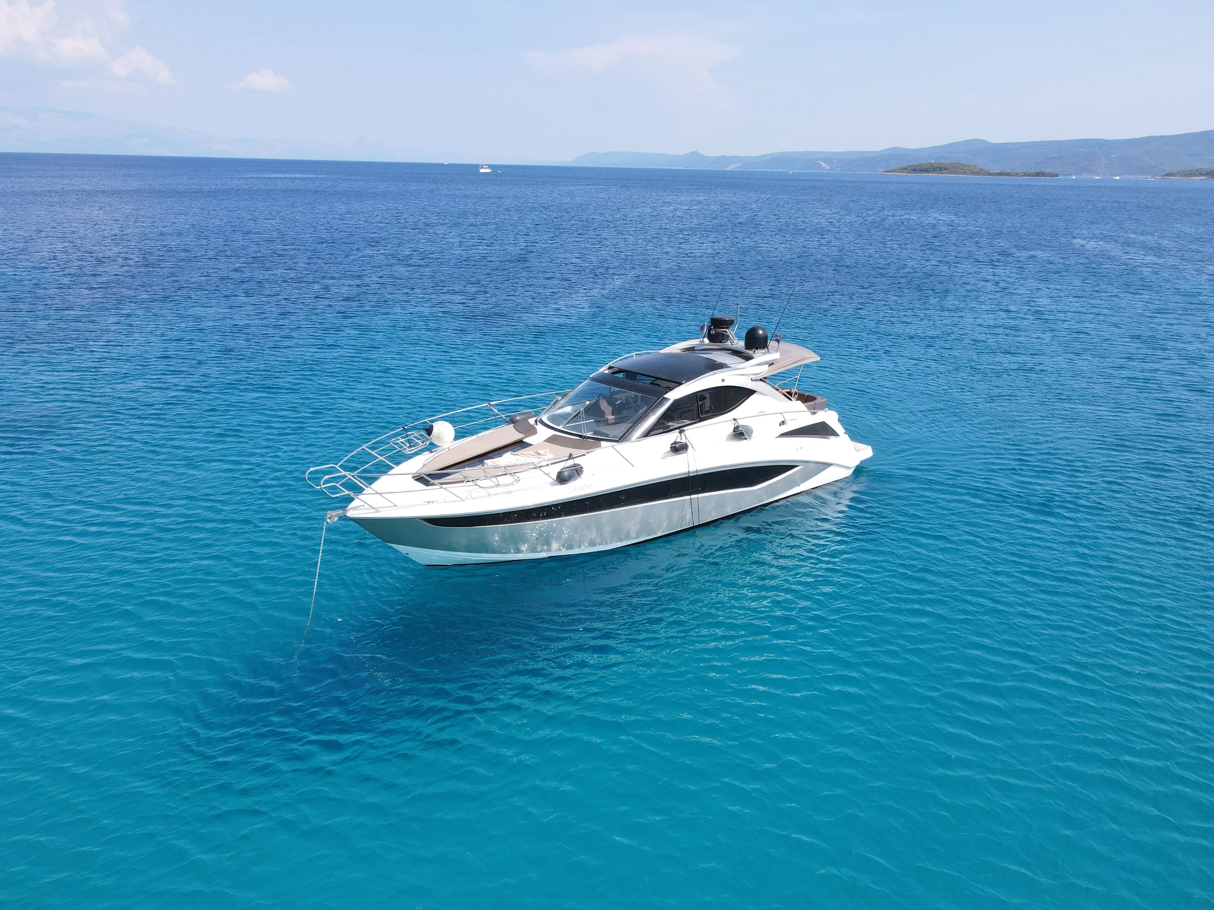 Punat 13.46m Kiralık Galeon 385 HTS Motoryat