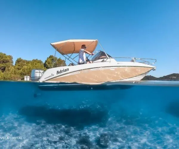 Rent a 6.19m Galeon Galia 630 SD in Mali Losinj