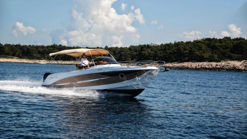 Charter a 7m Boat in Mali Losinj