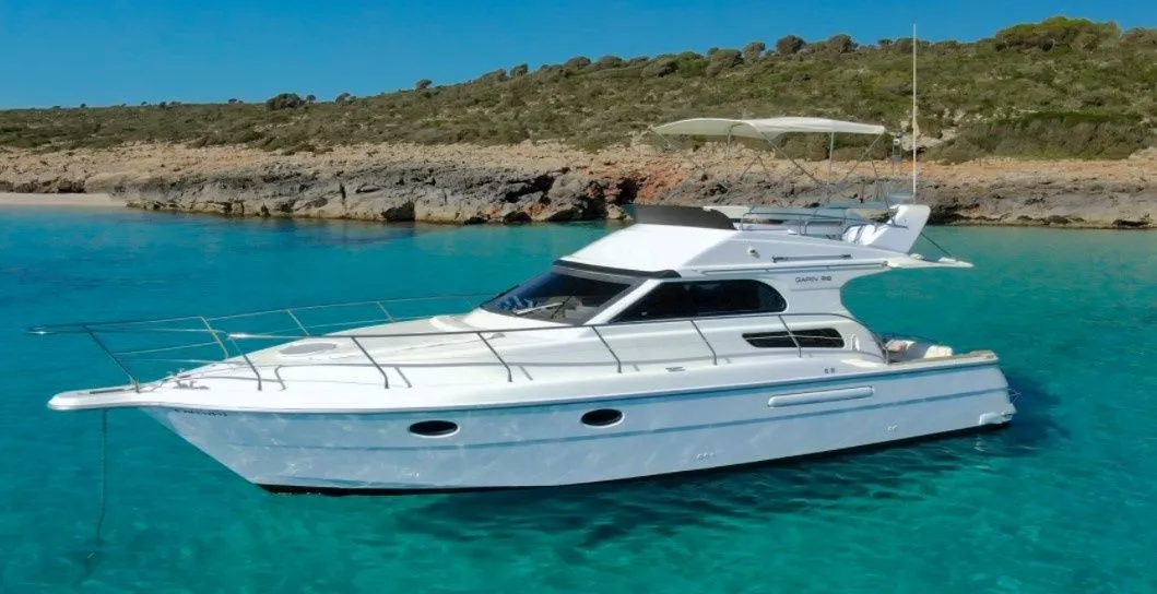 11.6m Porto Cristo 2 Cabin Motor Yacht Hire