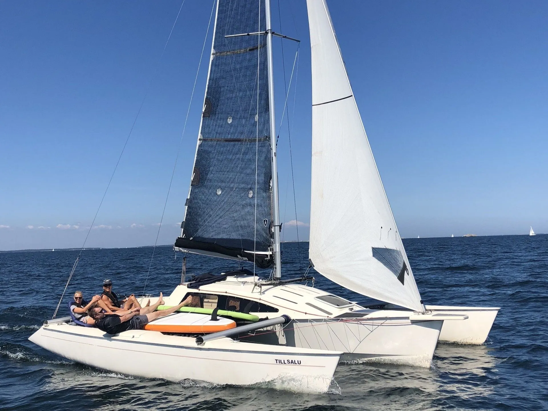 Explore Vaxholm on a 9m Rental Catamaran Gepard 28