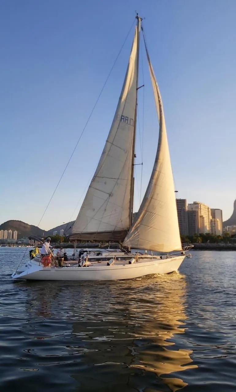 Explore Rio de Janeiro on a 12m Rental Sailing Yacht German Frers 39.5
