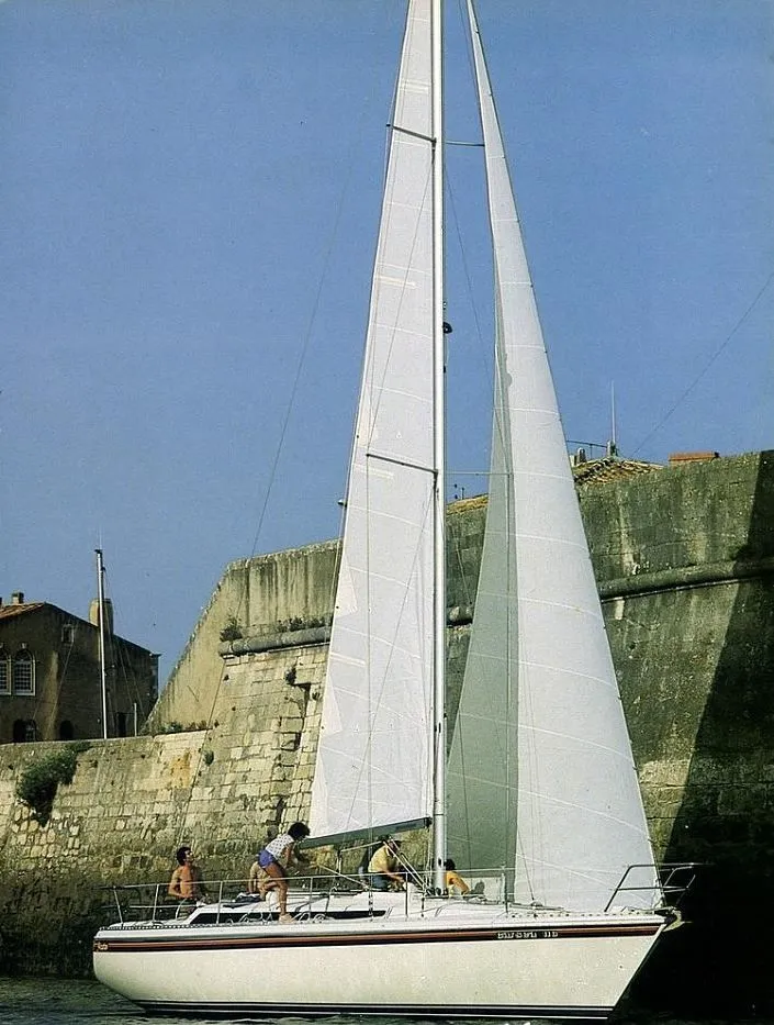 Huart Charter Boat