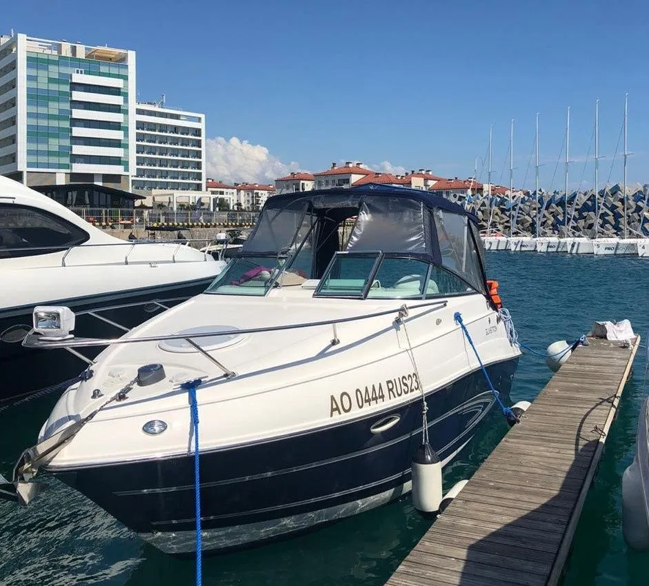 Explore Adler on a 7.6m Rental Glastron 259