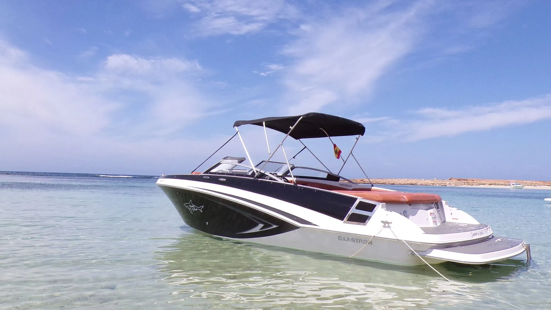 Charter a 8m Glastron GT 245 in Ibiza Town