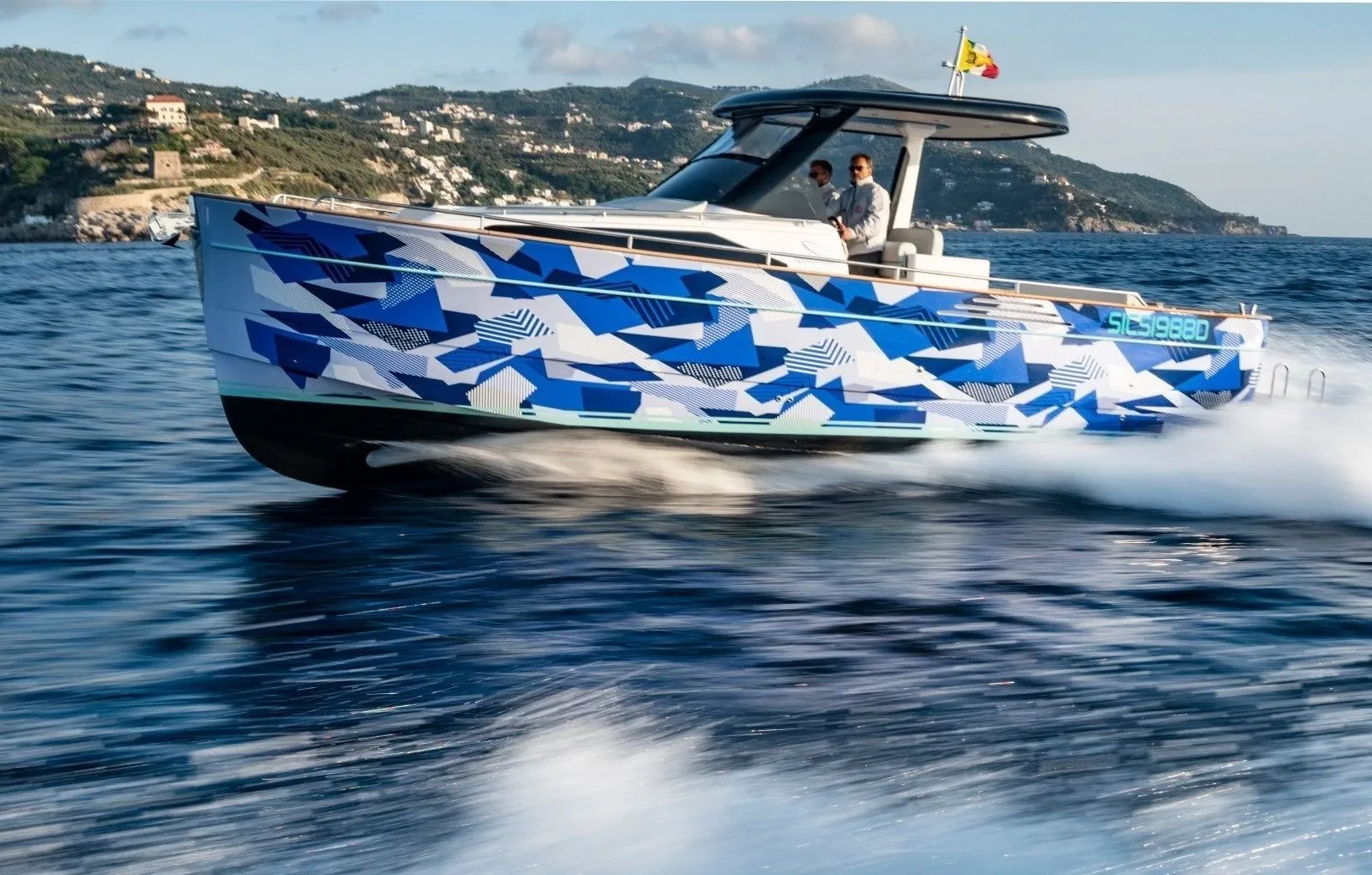 Give Way Charterboot - 3