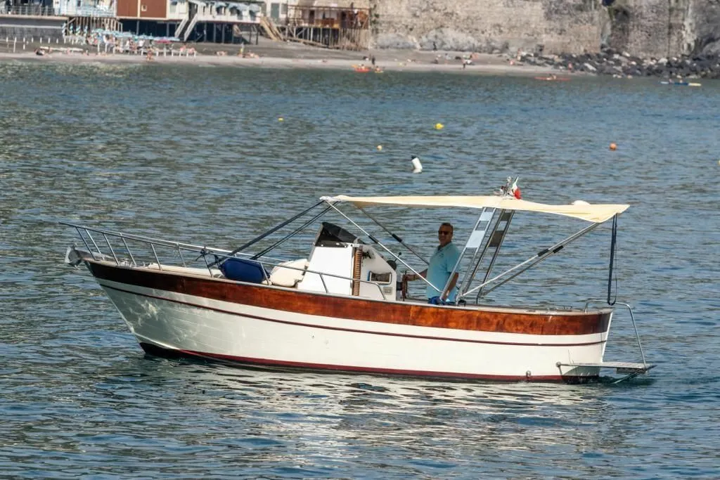 Aurora Charter Boat