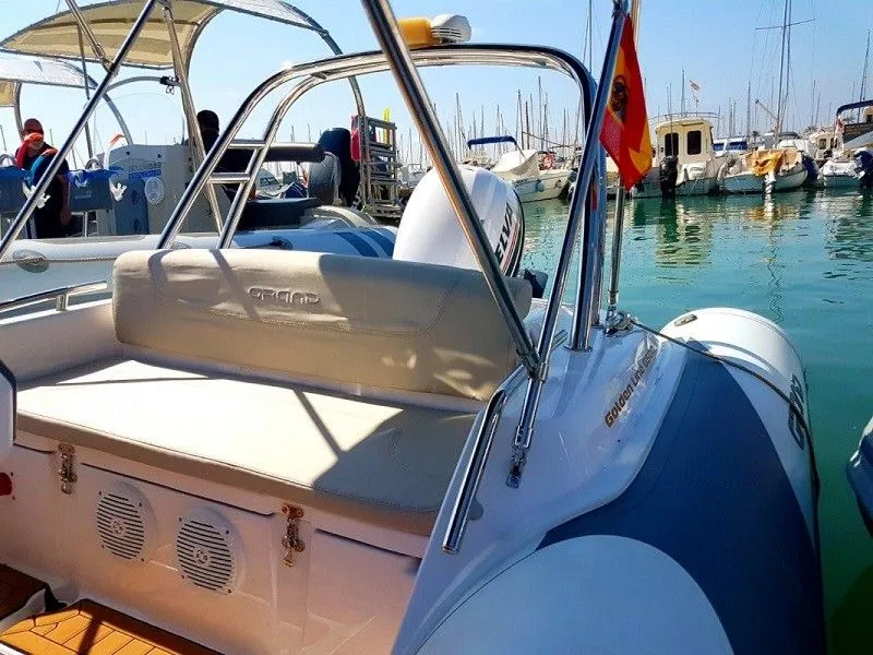 Charter a 5m Boat in Alcudia