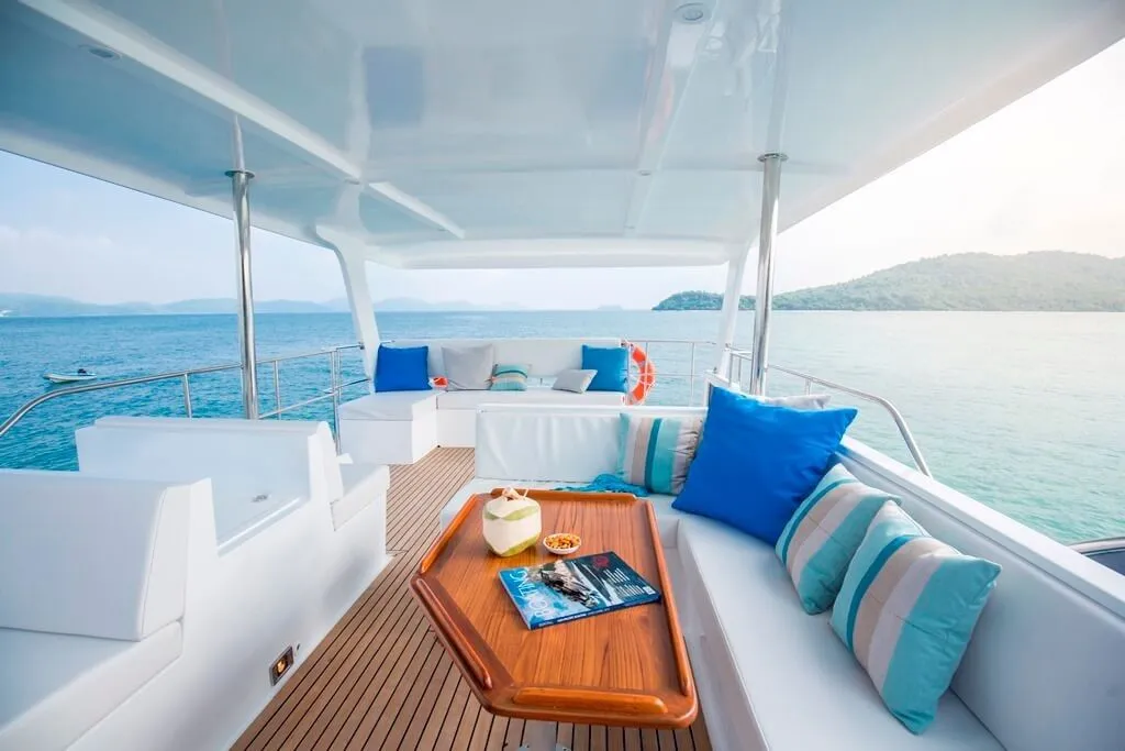 16.15m Pa Klok 2 Cabin Motor Yacht Hire