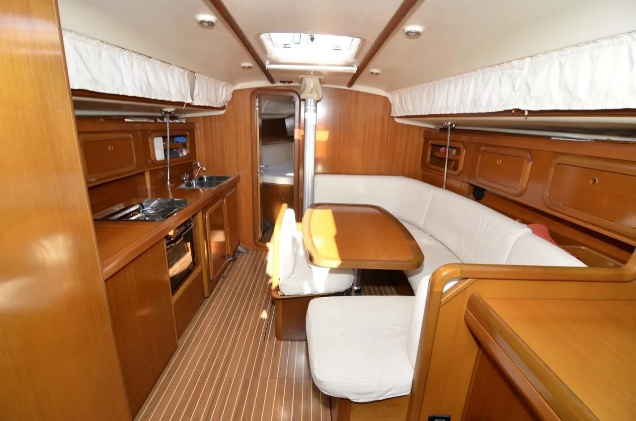 Velija Charter Boat - 5