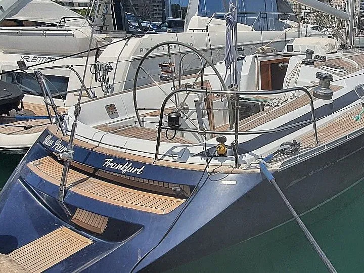 Nemo Charter Boat