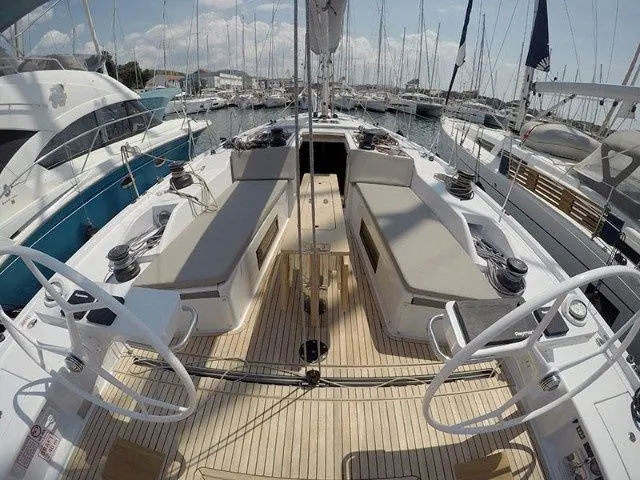 Sportski Vuk 44 Kiralık Teknesi - 5