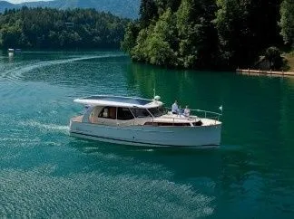 Posgrunn 10m Kiralık Motoryat Greenline 33