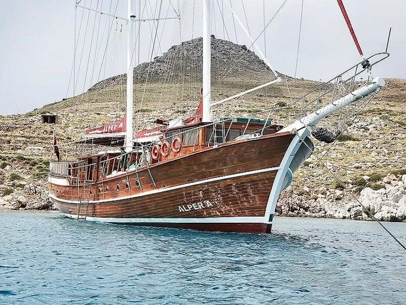 Чартер Alper A - 4