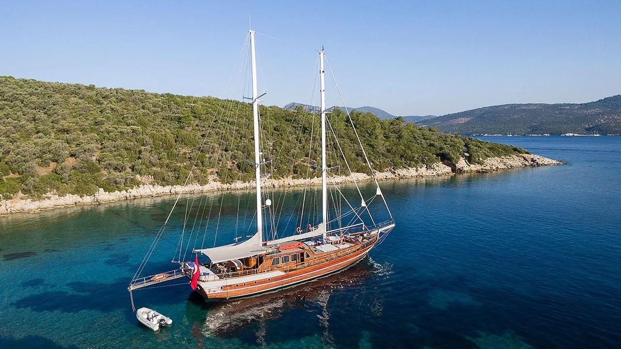 Grace 1 Charterboot - 3