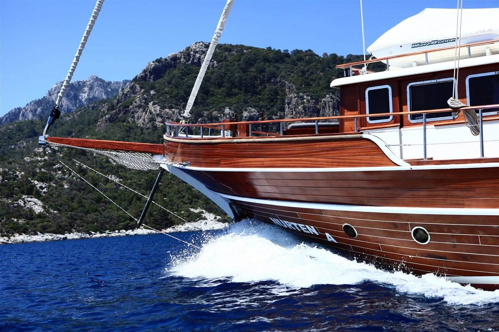 Nurten A Kiralık Teknesi - 3