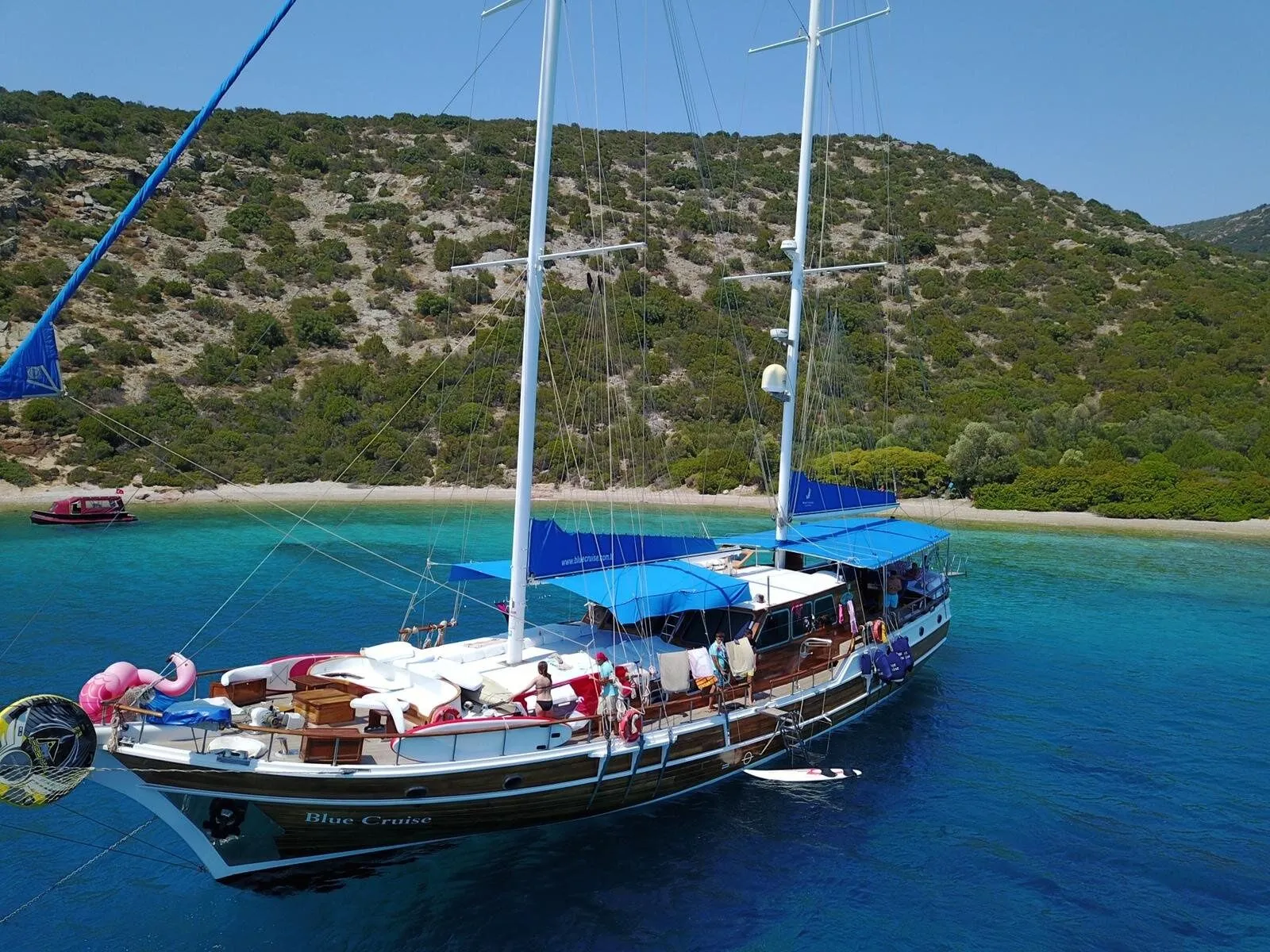 Blue Cruise Kiralık Teknesi
