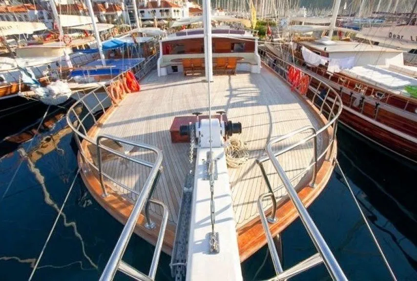 Muhtesem A Kiralık Teknesi - 5