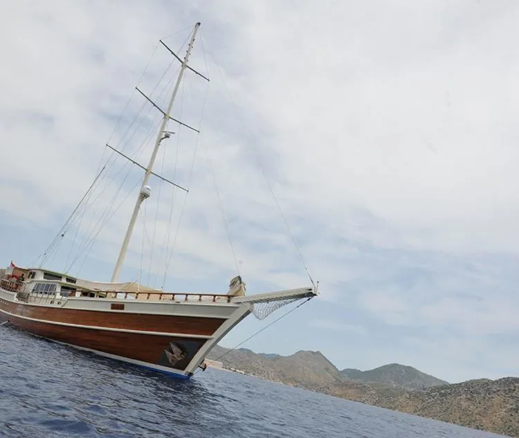 Kim Bu Kiralık Teknesi - 5