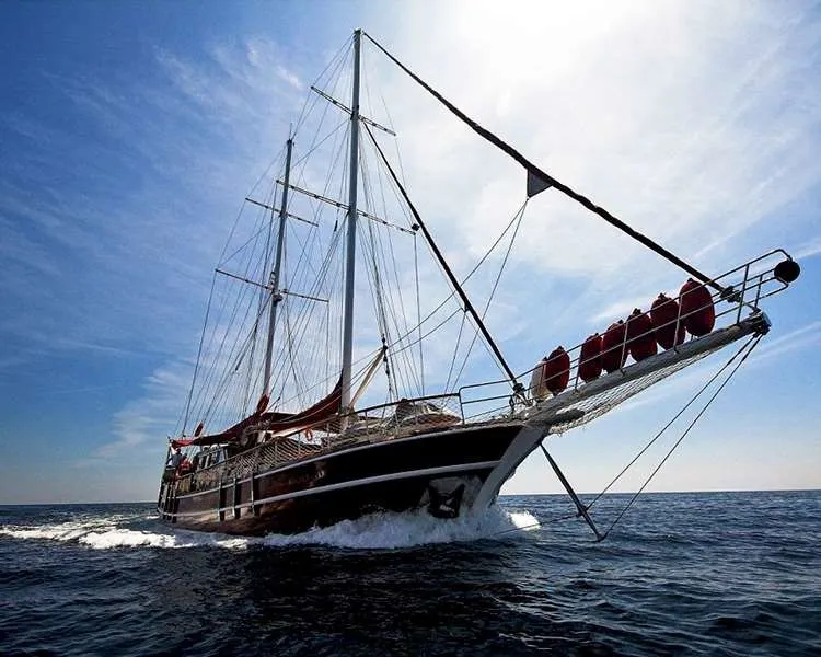 Nostra Vita Charter Boat