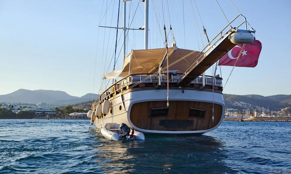 Osman Kurt Charter Boat - 5