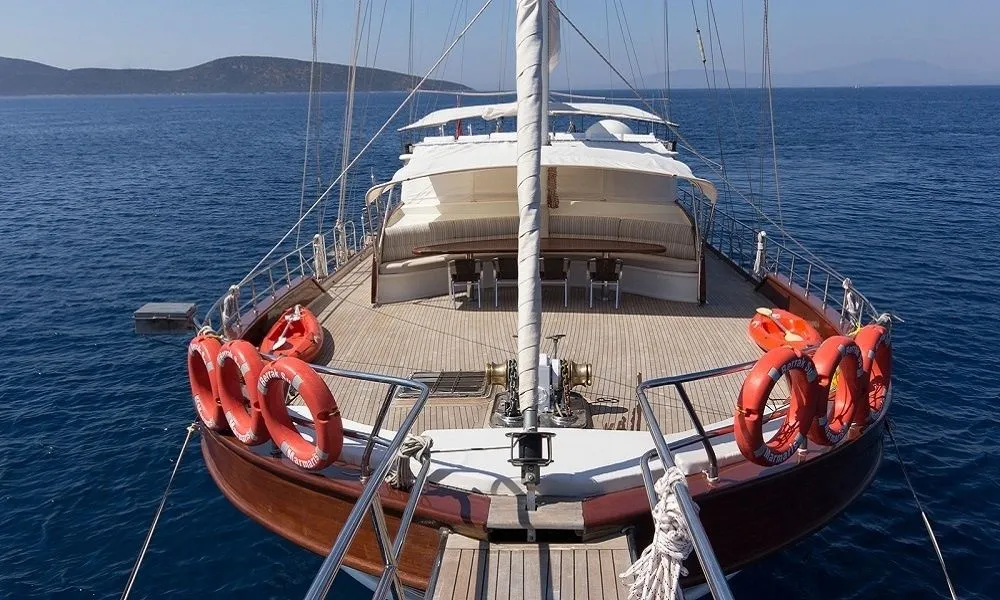 Berrak Su Kiralık Teknesi - 5