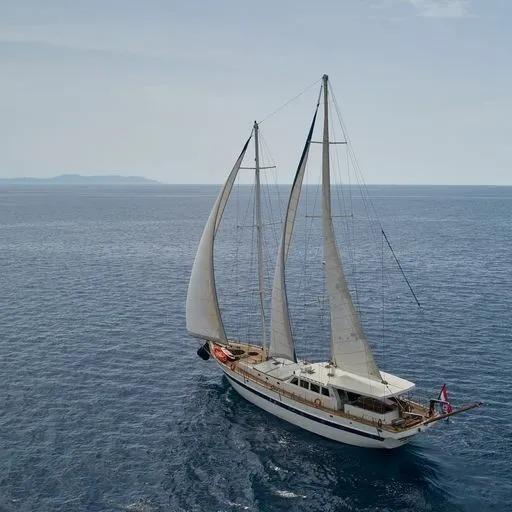 Fortuna Charter Boat
