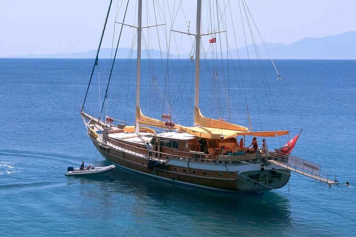 Flash 7 Charter Boat - 5