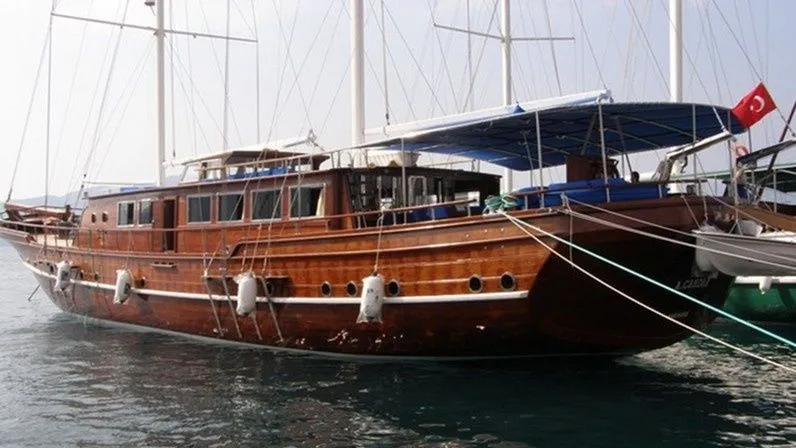 A Candan Kiralık Teknesi - 5