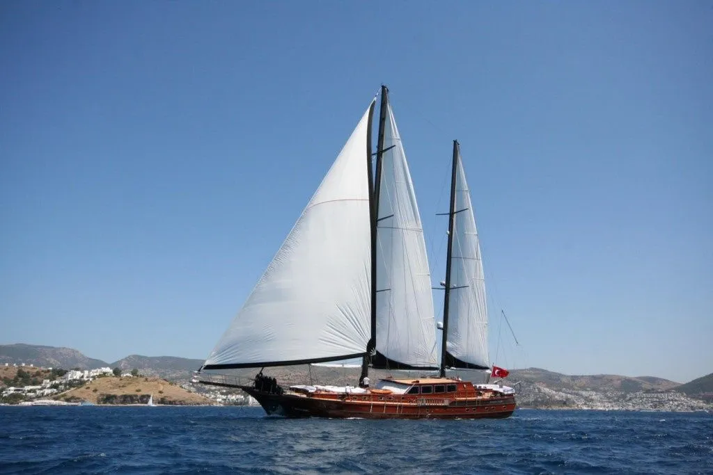 Princess Karia 4 Charter Boat - 2