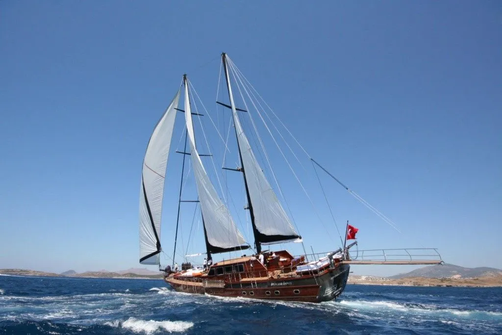 Princess Karia 4 Charter Boat - 5