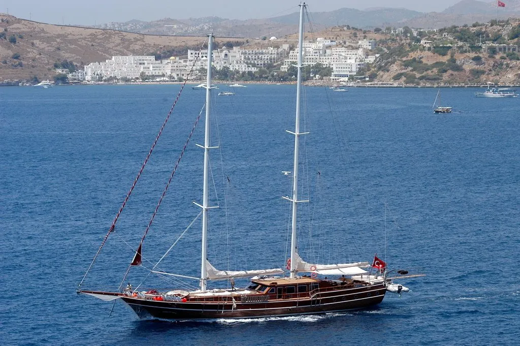 Queen of Karia Charter Boat - 3
