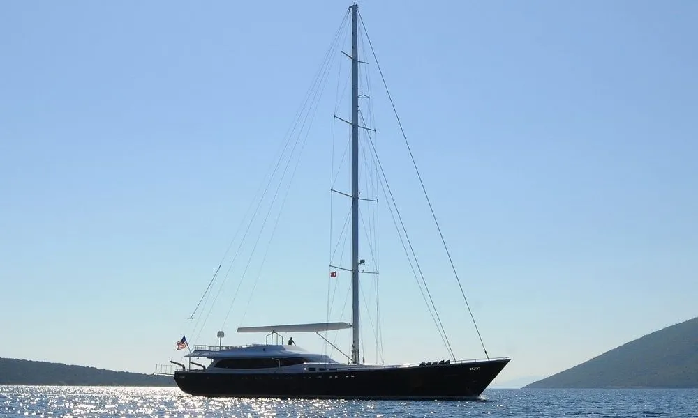 Gulmaria Charter Boat - 4