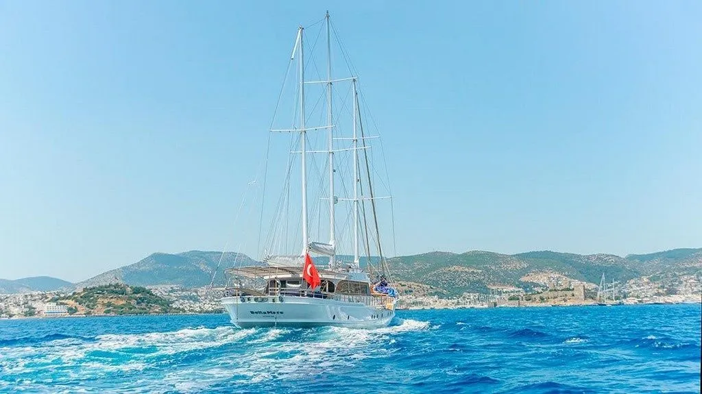 Bella Mare Charterboot - 3