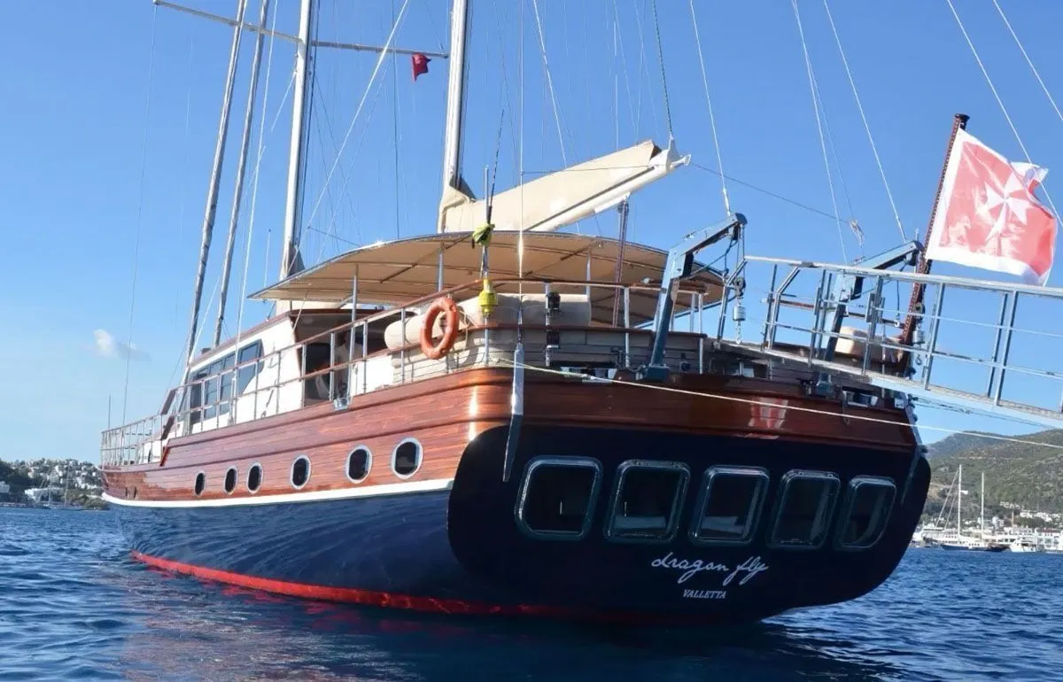 Dragon Fly Charter Boat - 5
