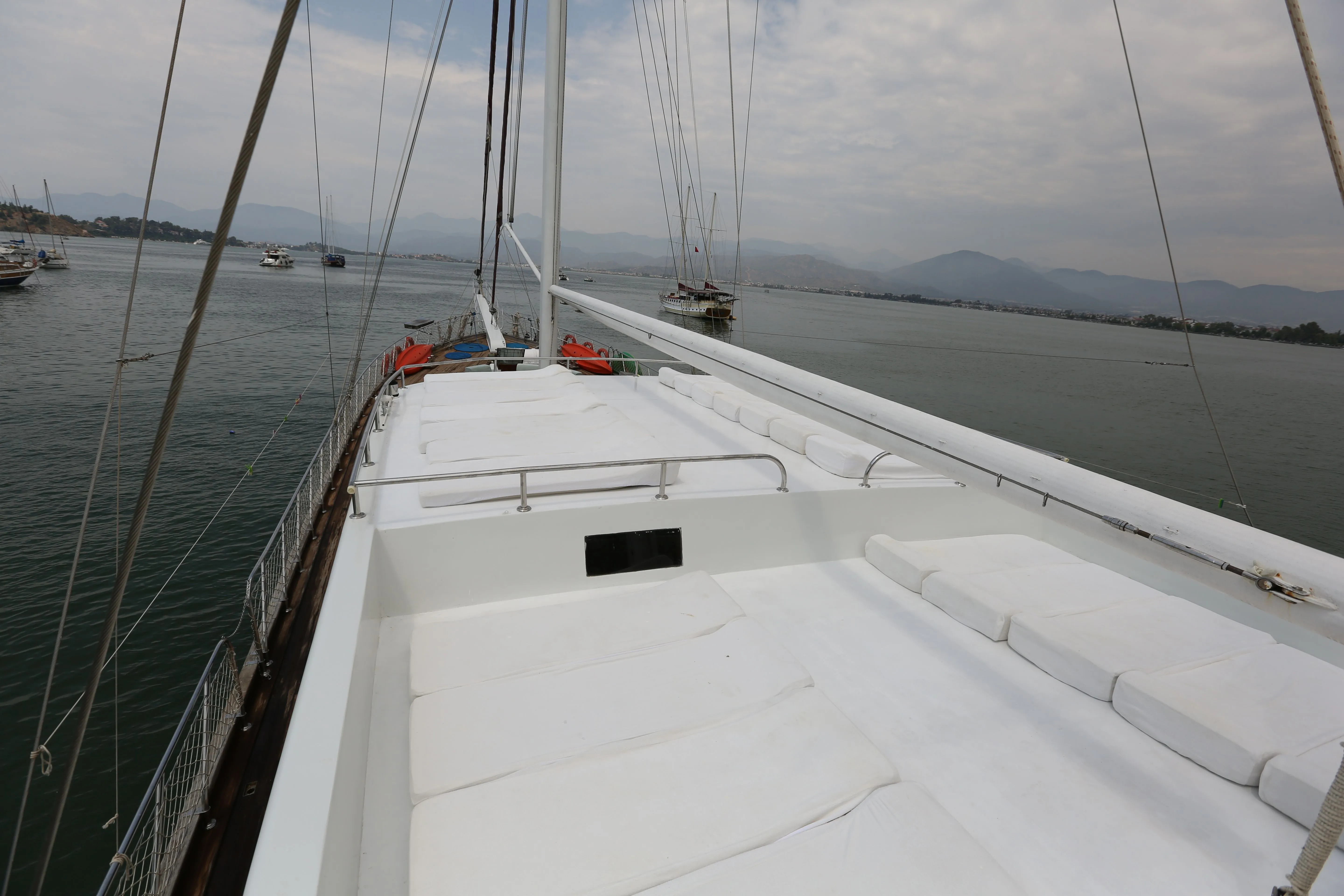 Holiday 10 Kiralık Teknesi - 4