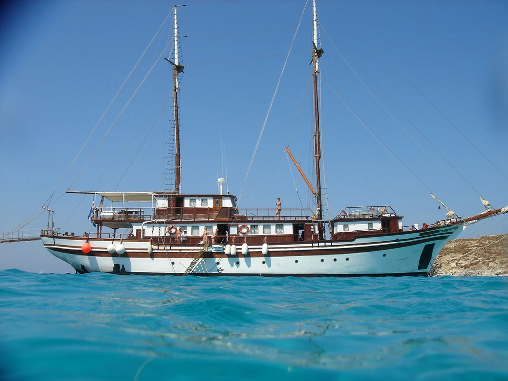 40m Corfu Town 14 Cabin Gulet Hire