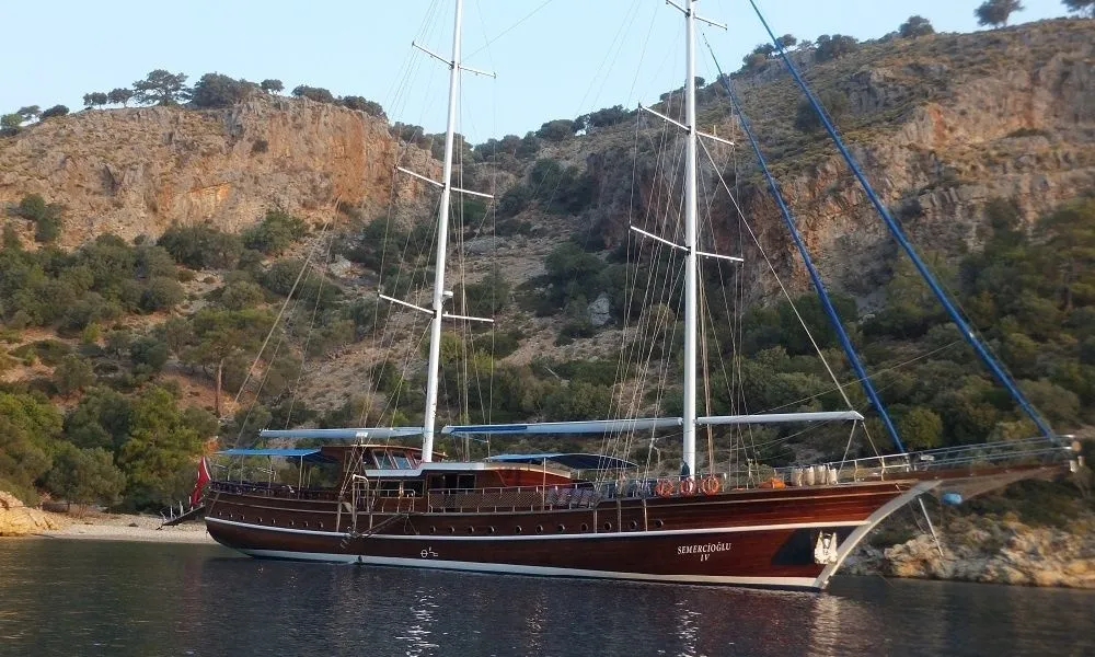 Чартер Semercioglu 4 - 4