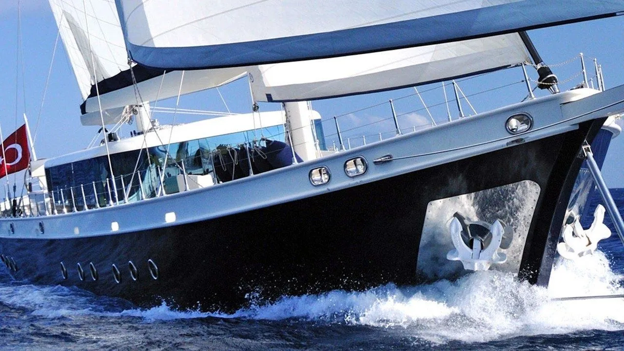 Tuyika S Charter Boat - 5