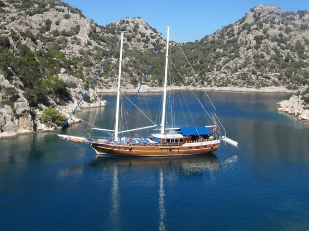 Чартер VGO - 4