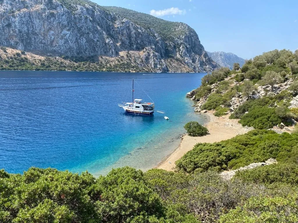 Cansum B Charterboot - 3