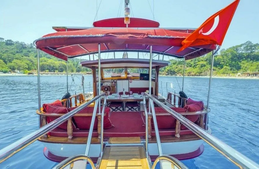 Чартер My Reina - 4