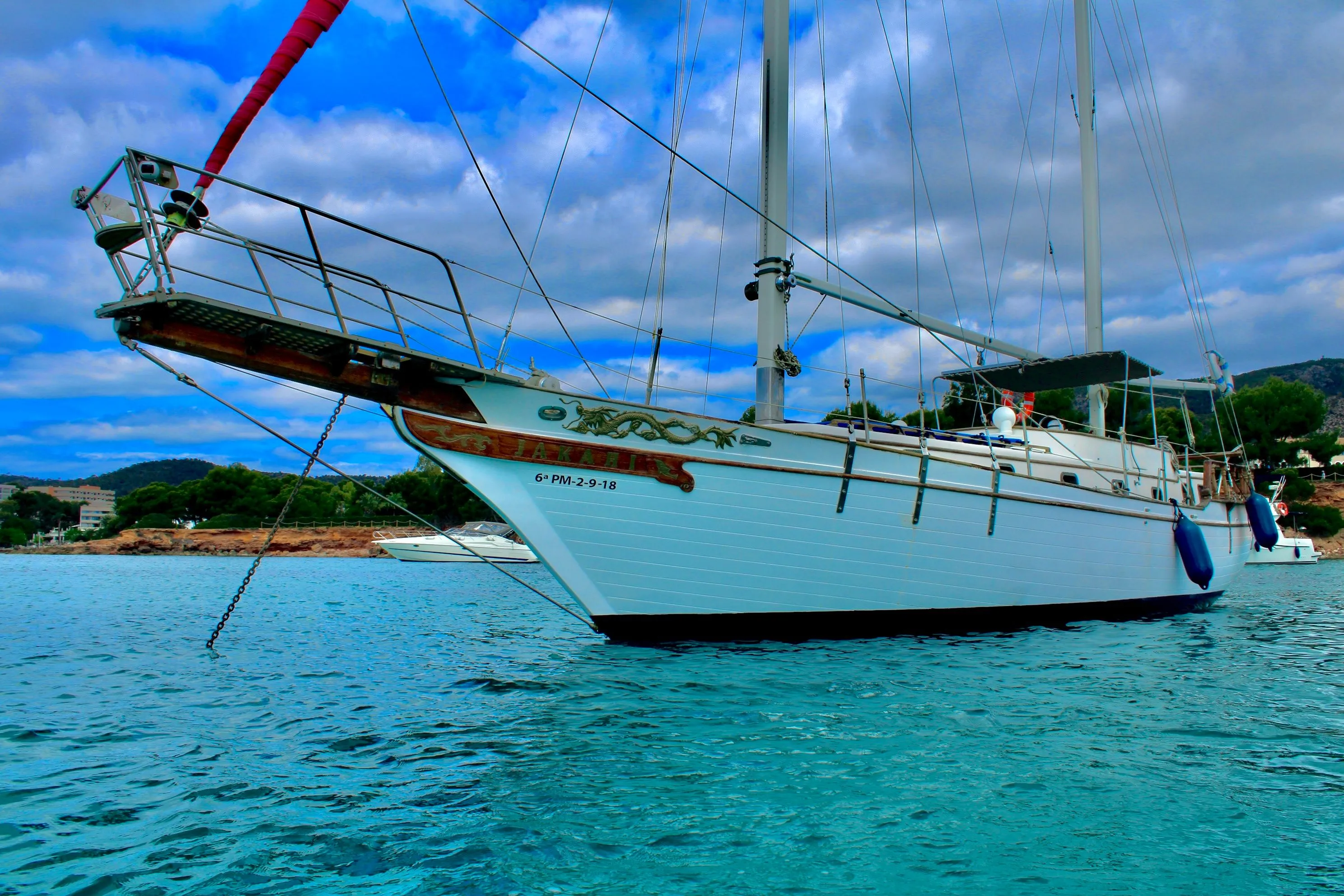 Explore Palma de Mallorca on a 13m Rental Boat