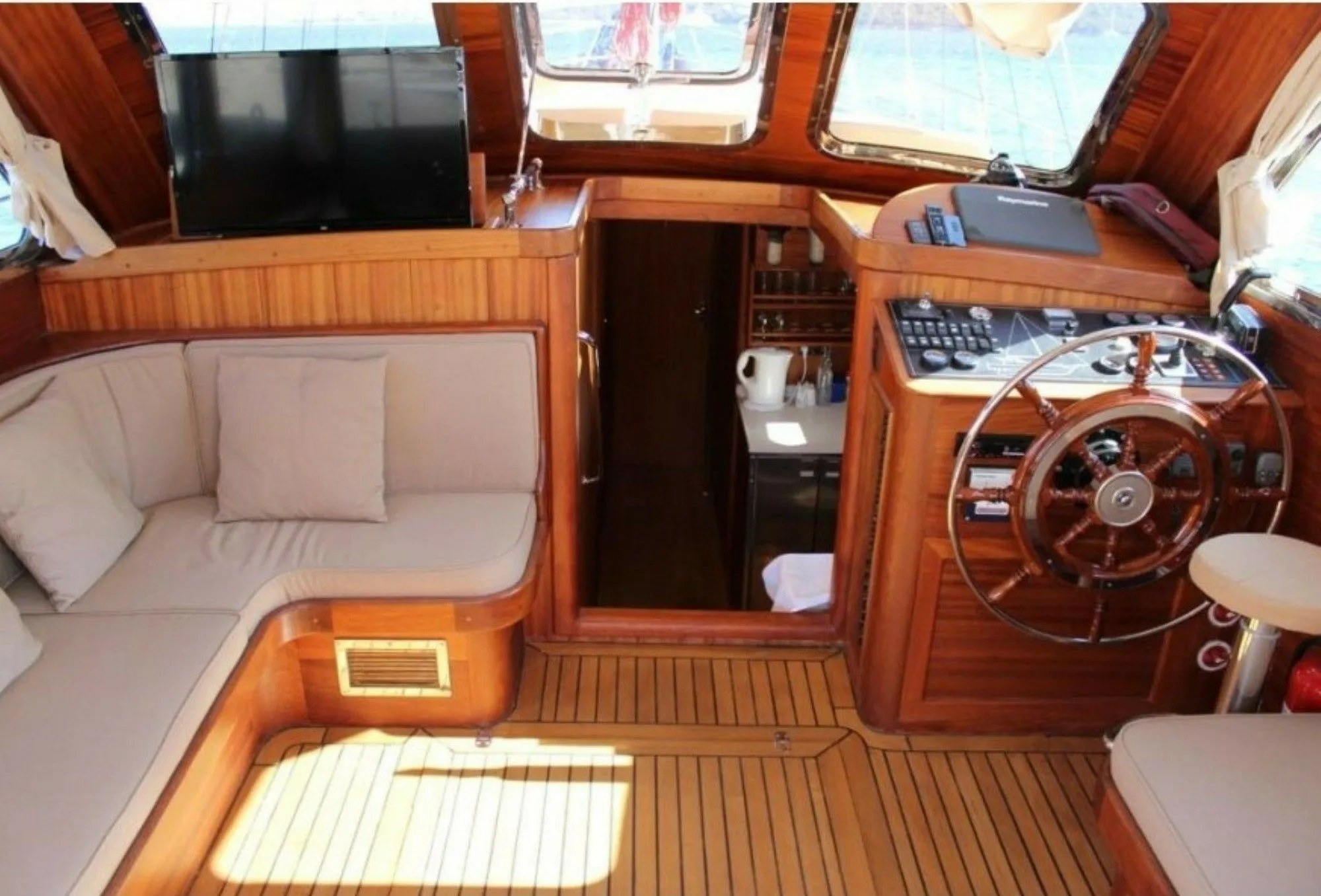 Rent a 13m 2 Cabin Gulet in Bodrum