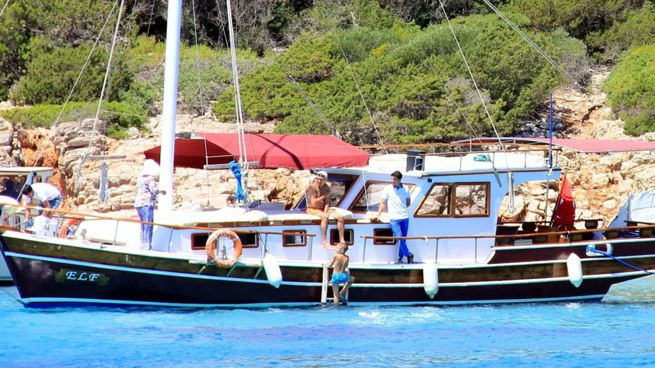 Elf Charter Boat