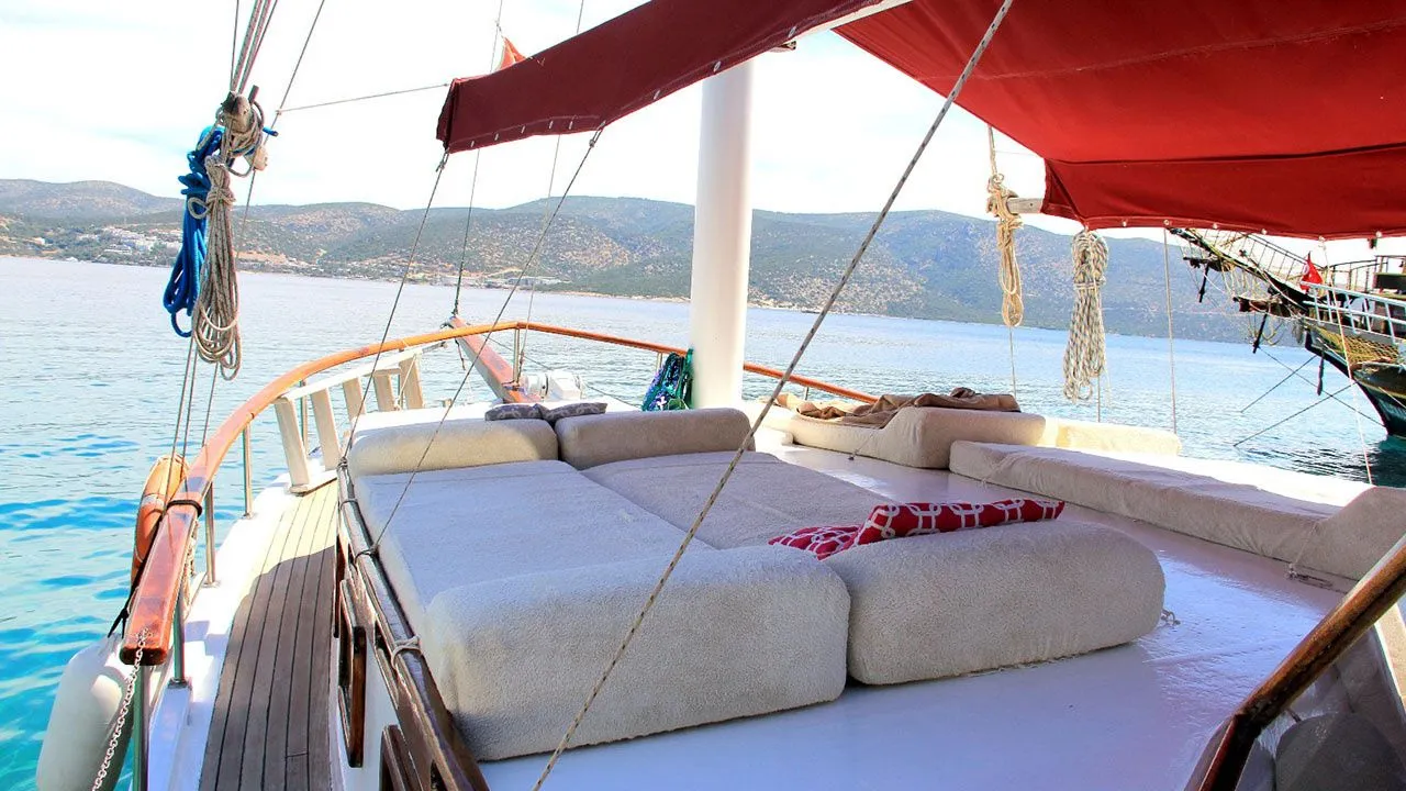 Elf Charter Boat